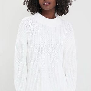 Pomander Place Classic White Knit Sweater